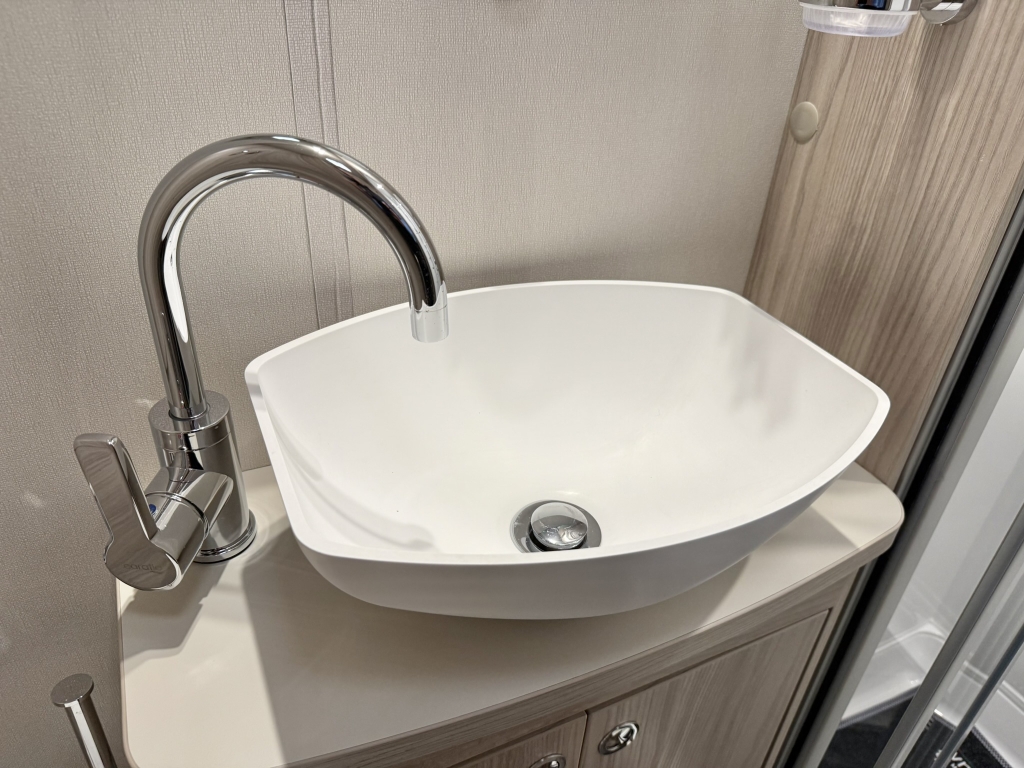 Elddis Evolution 185 2021 (5) (Medium)