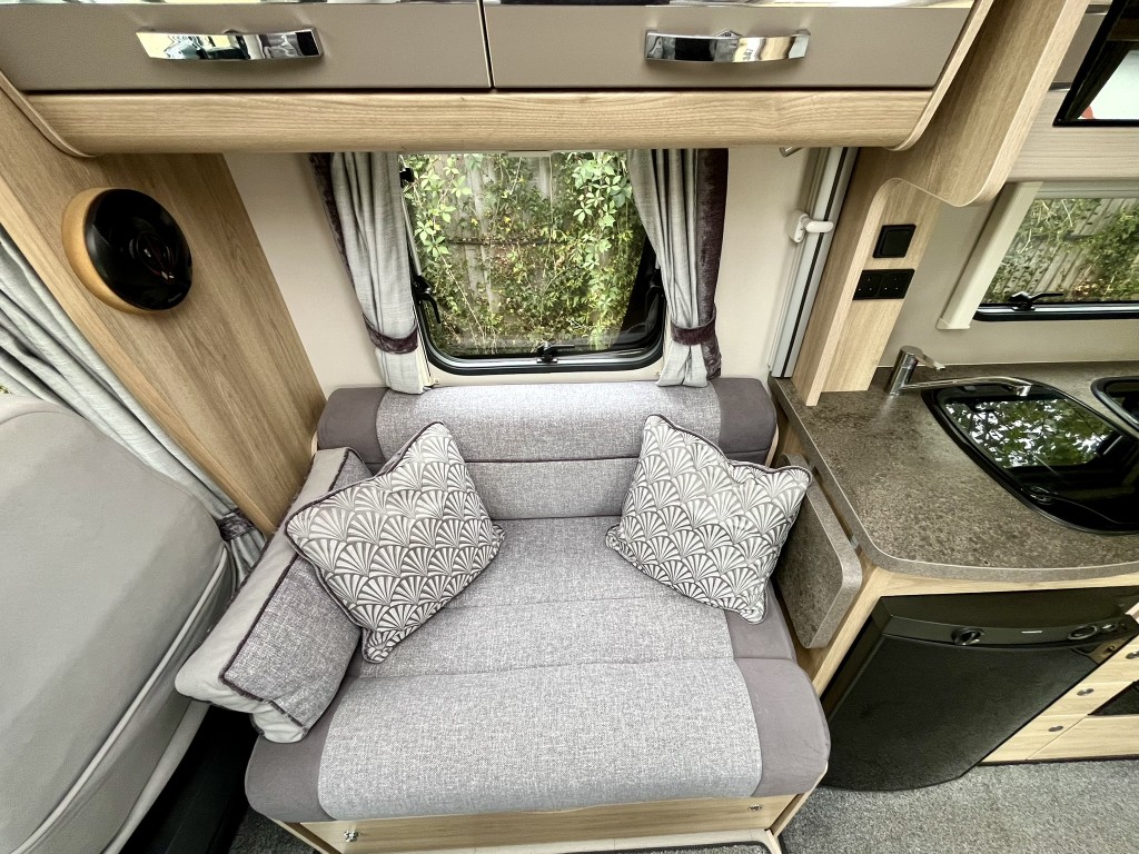 Elddis Impressa, 2019 (7) (Medium)